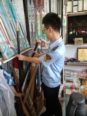 泰興市雷霆出擊 嚴(yán)查市場(chǎng)違禁漁具，守護(hù)漁業(yè)資源與水域生態(tài)